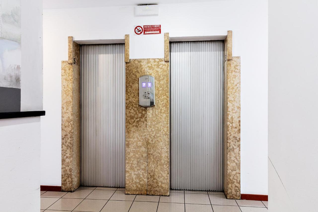 Dehomes - Porta Nuova Business Studios Milánó Kültér fotó